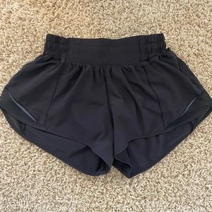 black lululemon shorts size 2